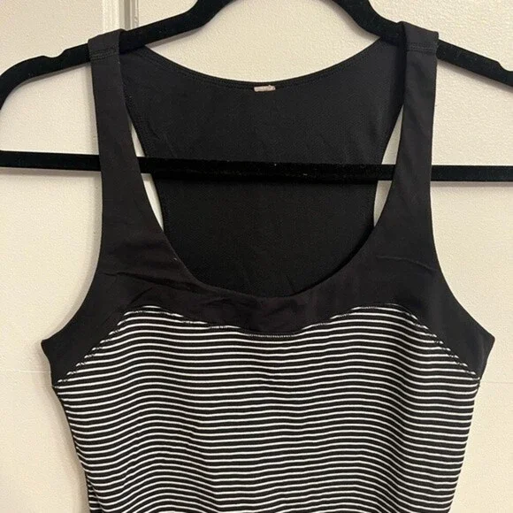 Lululemon Run: First Base Tank - Picture 6 of 6